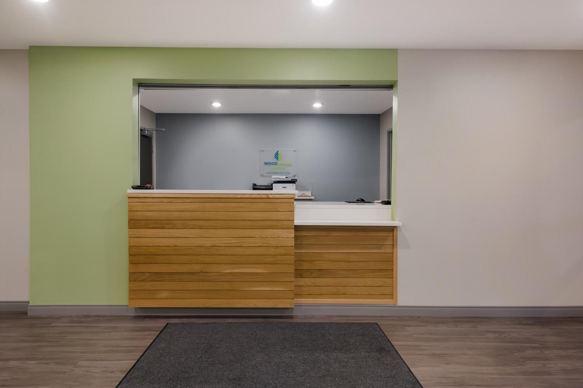 Woodspring Suites Charlotte Airport Экстерьер фото